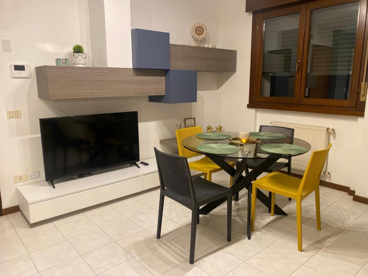 Apartamento Il Principio - Zona Fiera E Policlinico Pordenone Exterior foto